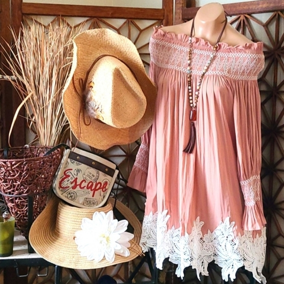 JUST LISTED MANY NEW ITEMS..TIME FOR SHOPPING.. - Picture 7 of 16